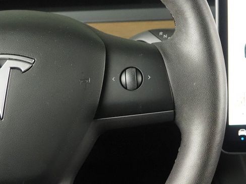 Used 2023 Tesla Model Y Long Range AWD/4WD image 20