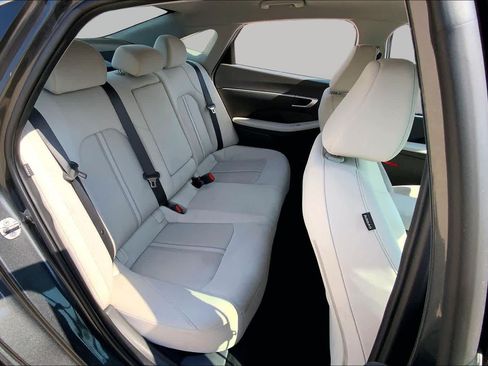 Used 2025 Hyundai Sonata SEL FWD image 20