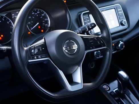 Used 2021 Nissan Kicks S FWD image 13