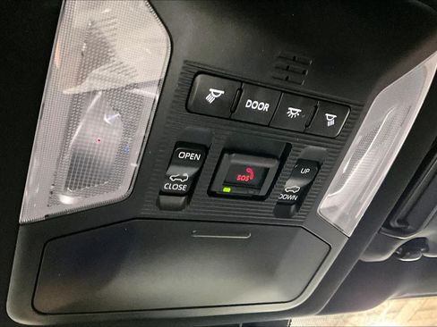 Used 2024 Toyota RAV4 XSE w/ Weather Package AWD/4WD image 34