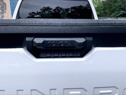 Used 2024 Toyota Tundra SR5 w/ SR5 Premium Package AWD/4WD image 31