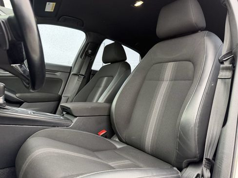 Used 2023 Honda Civic Sport image 12