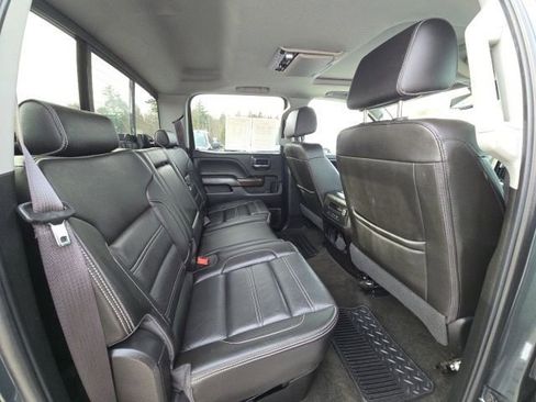 Used 2017 GMC Sierra 3500 Denali w/ Duramax Plus Package image 29