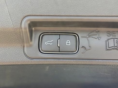 Used 2026 Ford Explorer ST AWD/4WD image 14