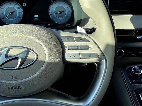 Used 2024 Hyundai Palisade Calligraphy image 18