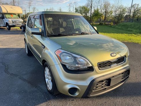 Used 2013 Kia Soul image 9