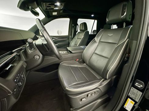 Used 2023 Cadillac Escalade Sport w/ LPO, ONYX Package RWD image 21