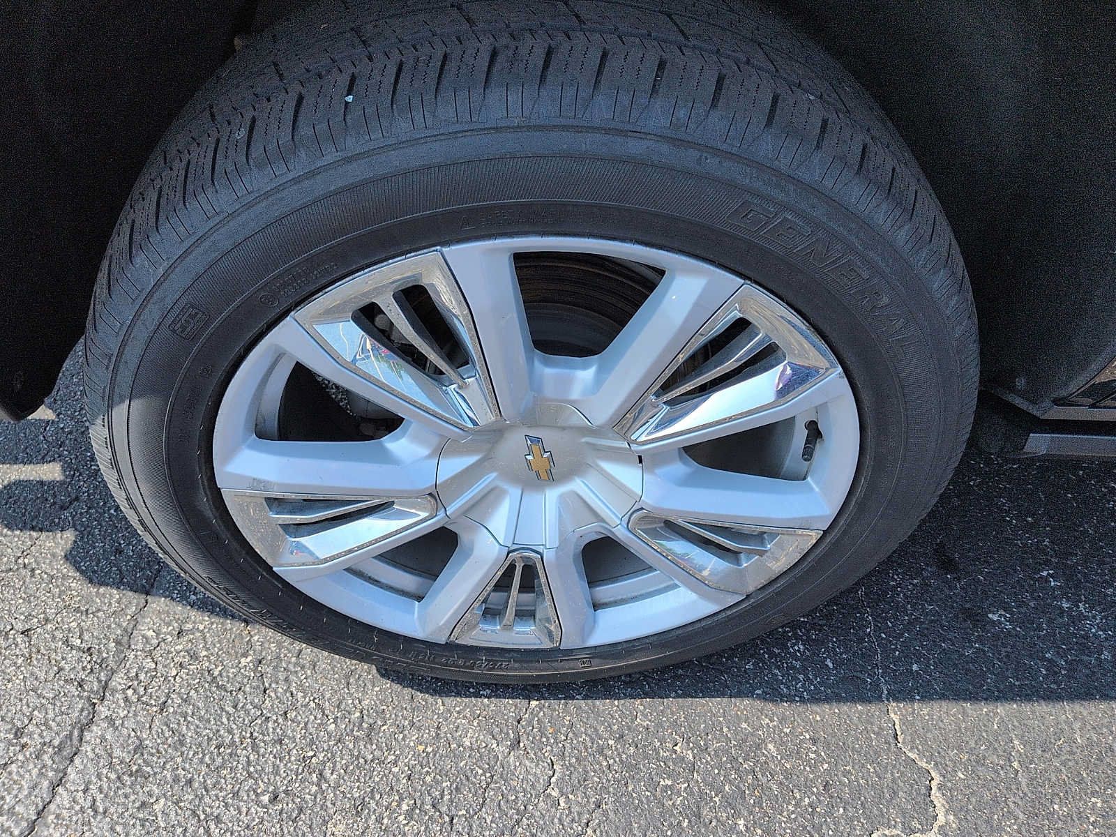 Used 2021 Chevrolet Tahoe High Country AWD/4WD image 9