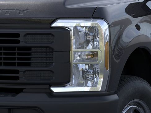 New 2026 Ford F250 XL w/ FX4 Off-Road Package AWD/4WD image 40