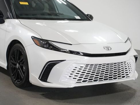 Certified 2025 Toyota Camry XSE image 4