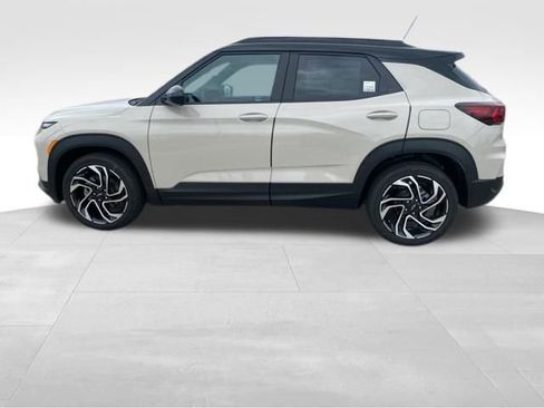 New 2026 Chevrolet TrailBlazer RS w/ Driver Confidence Package image 9
