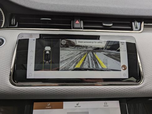 Used 2022 Land Rover Range Rover Evoque R-Dynamic S image 22