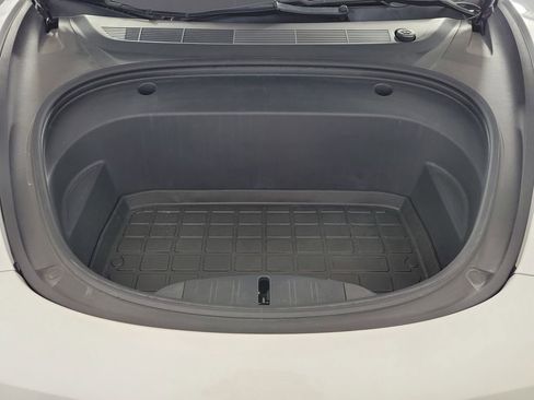 Used 2021 Tesla Model 3 Standard Range Plus RWD image 10