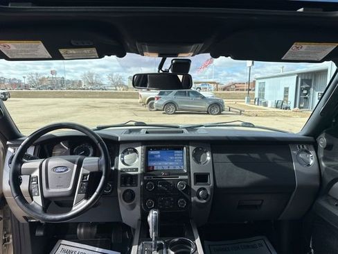 Used 2017 Ford Expedition EL Limited w/ Equipment Group 301A image 29