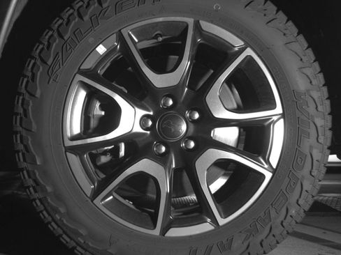 Used 2025 Jeep Compass Trailhawk AWD/4WD image 15