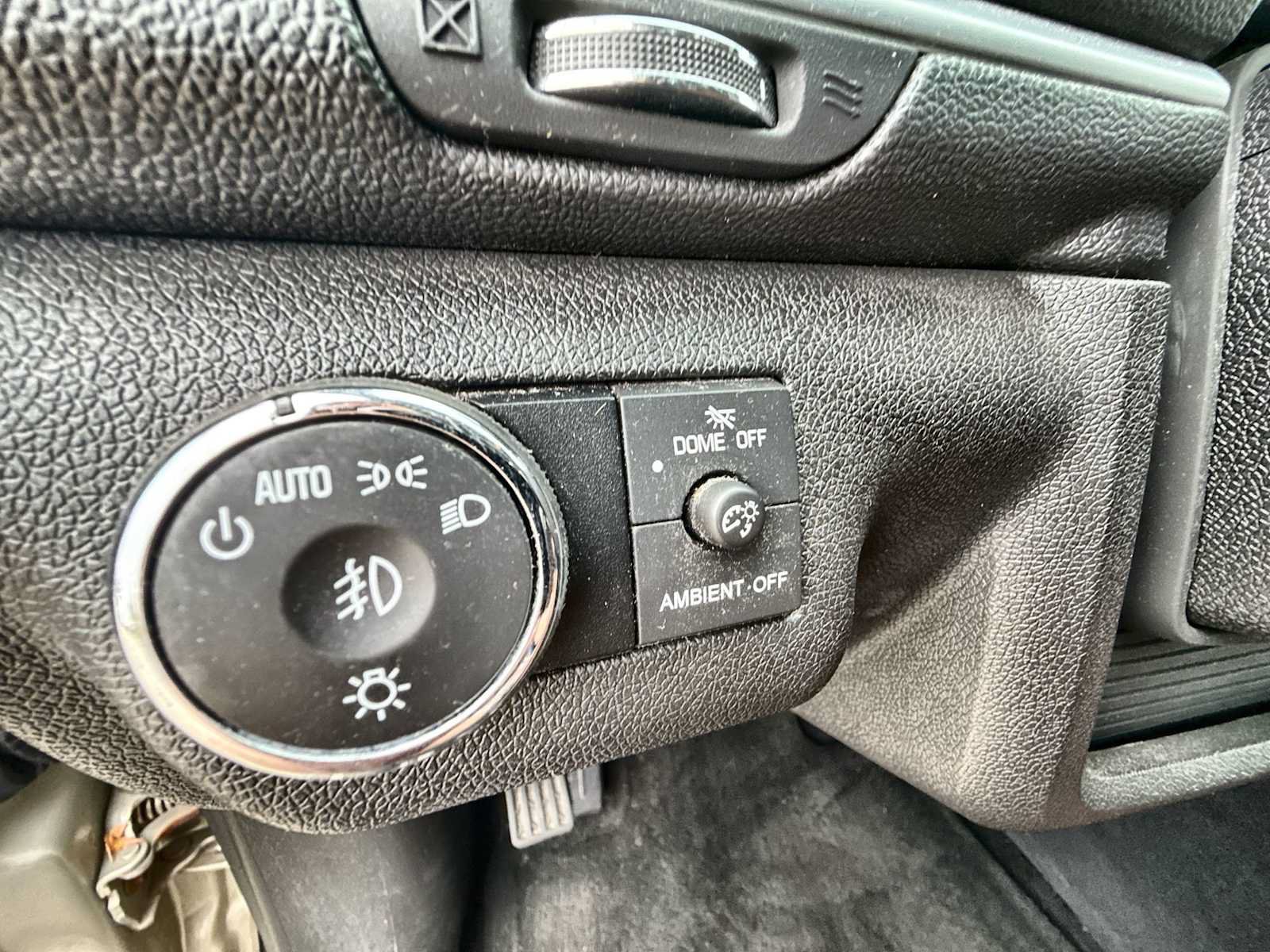 Used 2014 Chevrolet Traverse LT AWD/4WD image 16