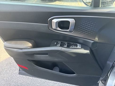 Certified 2025 Kia Sorento EX AWD/4WD image 18