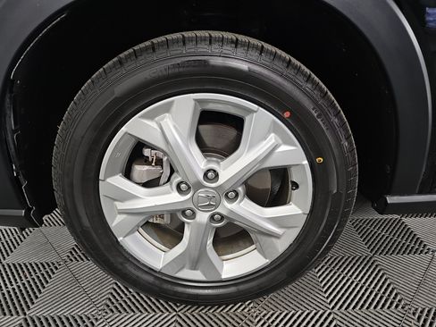 Certified 2024 Honda HR-V LX image 12