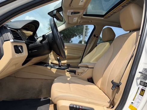 Used 2015 BMW 328i Sedan RWD image 13