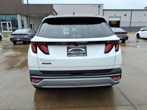 New 2026 Hyundai Tucson SEL FWD image 3