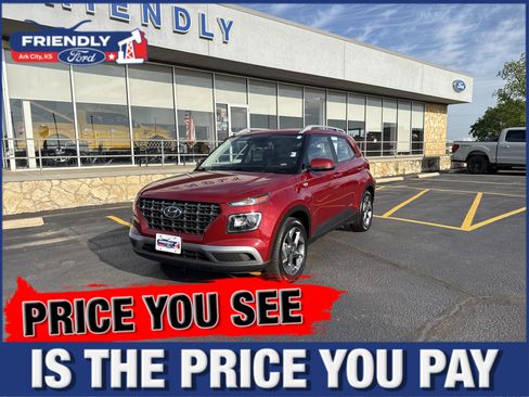 Used 2025 Hyundai Venue SEL FWD image 1