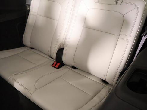 New 2026 Lincoln Aviator Reserve image 13