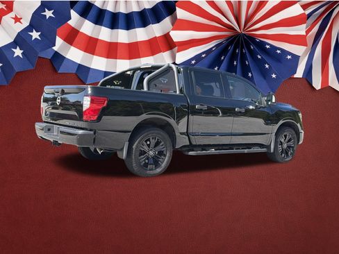 Used 2023 Nissan Titan SV w/ SV Convenience Package AWD/4WD image 27