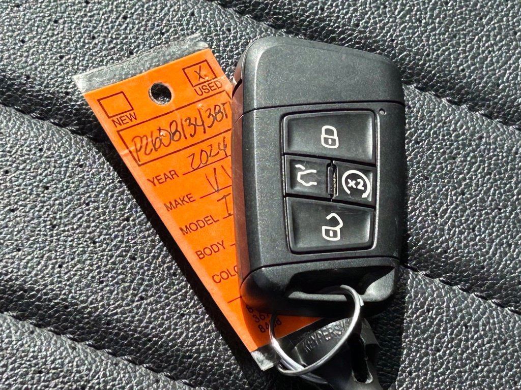 Used 2024 Volkswagen Tiguan SE R-Line FWD image 57