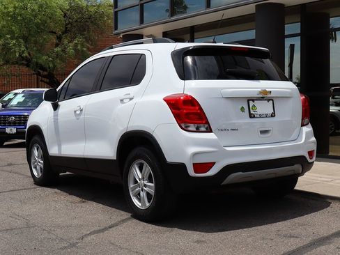 Used 2021 Chevrolet Trax LT AWD/4WD image 9