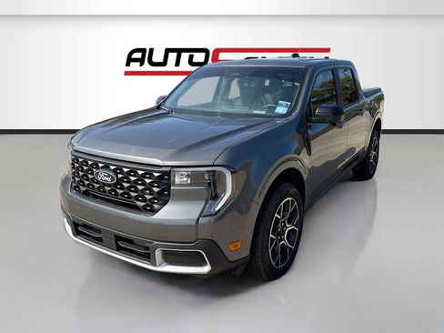Used 2025 Ford Maverick Lariat AWD/4WD image 3