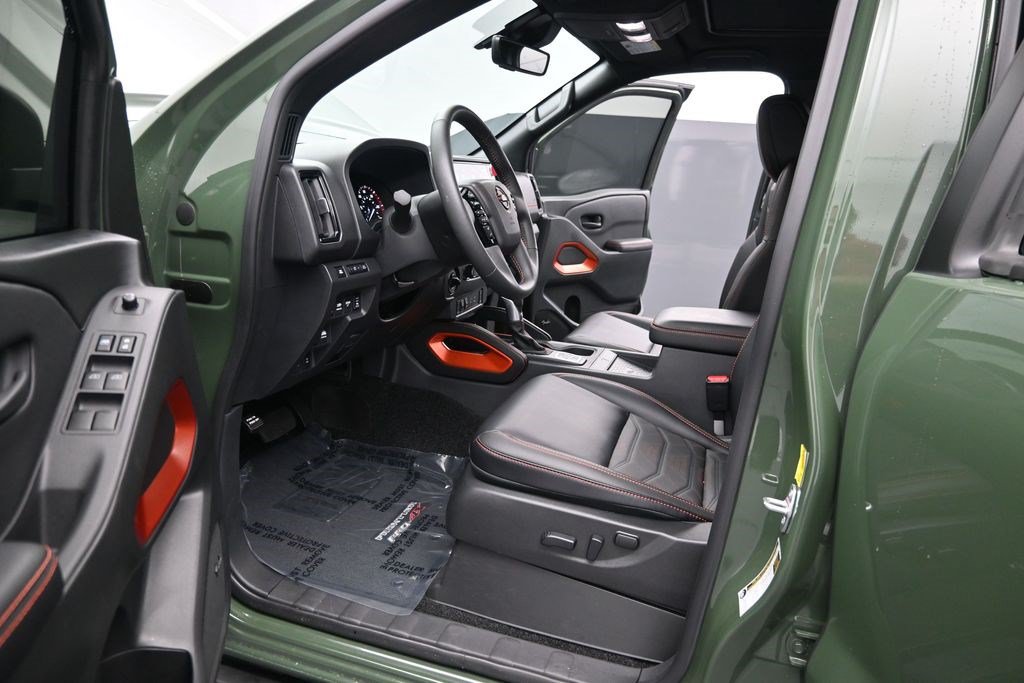 Used 2026 Nissan Frontier PRO-4X w/ Pro Premium Package AWD/4WD image 15