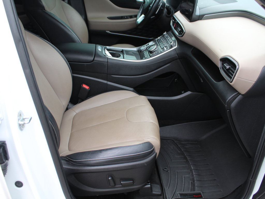 Used 2022 Hyundai Santa Fe Limited FWD image 11