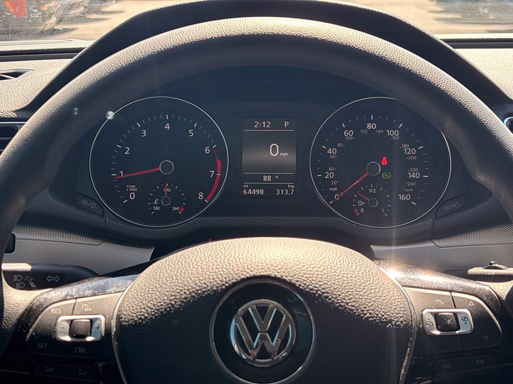 Used 2016 Volkswagen Passat 1.8T S FWD image 14