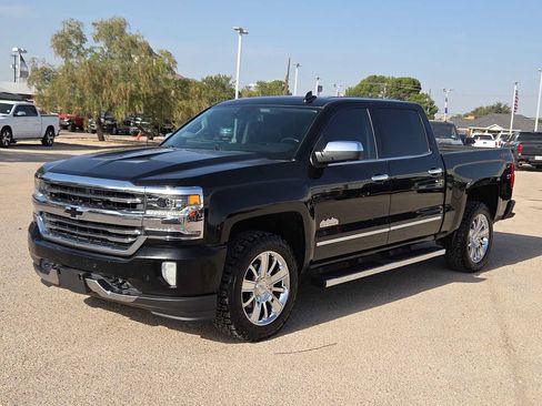 Used 2018 Chevrolet Silverado 1500 High Country AWD/4WD image 4
