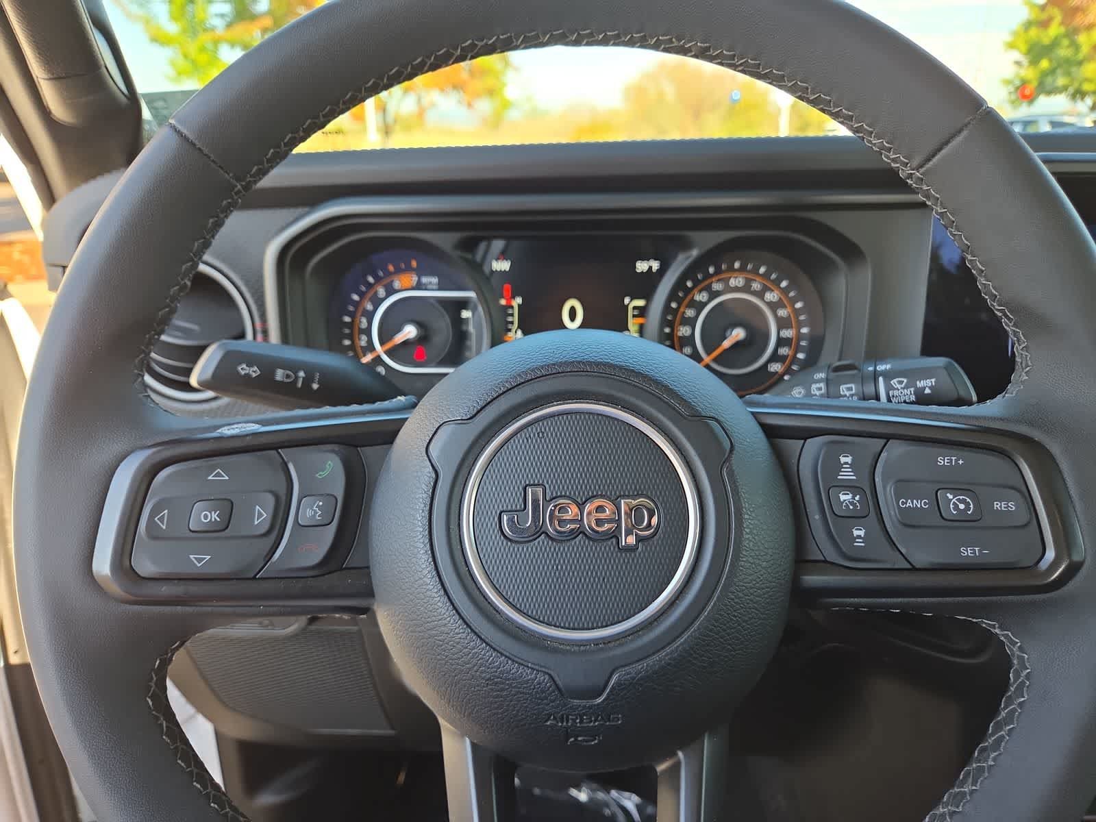 Certified 2025 Jeep Wrangler Unlimited Rubicon AWD/4WD image 23