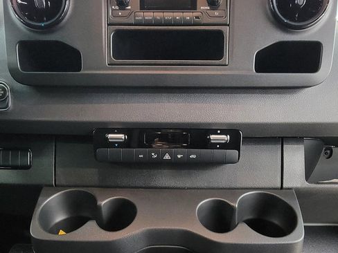 New 2025 Mercedes-Benz Sprinter 2500 image 15