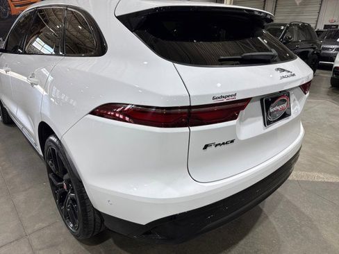 Used 2021 Jaguar F-PACE S image 40