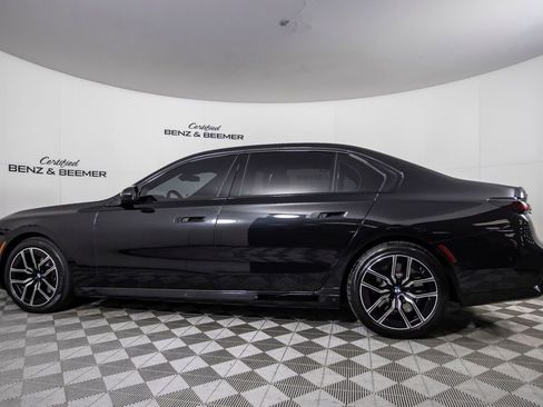 Used 2023 BMW 760i xDrive w/ Executive Package AWD/4WD image 11