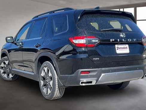 New 2026 Honda Pilot Elite image 3