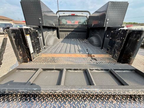 Used 2020 Ford F250 XL w/ Power Equipment Group RWD image 12