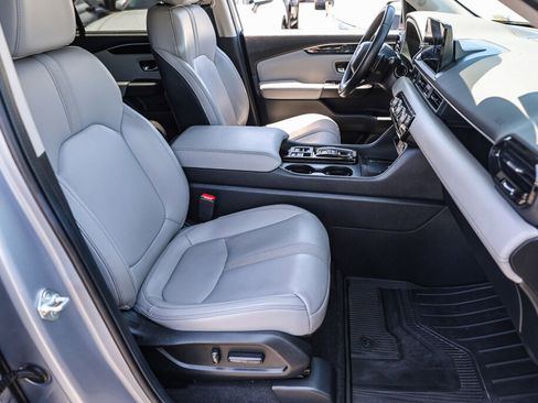 Used 2023 Honda Pilot EX-L image 8