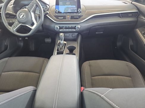 Used 2026 Nissan Altima 2.5 SV FWD image 9