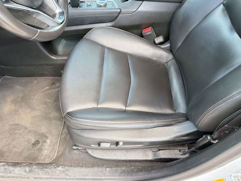 Used 2024 Cadillac XT6 Luxury FWD image 12