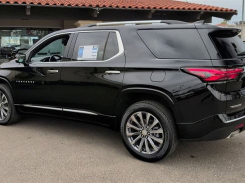 Used 2023 Chevrolet Traverse Premier image 6