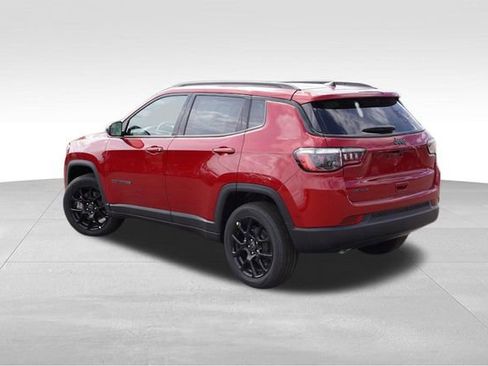 New 2025 Jeep Compass Latitude w/ Sun & Sound Group image 5