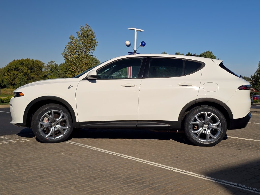 Used 2024 Dodge Hornet R/T AWD/4WD image 22