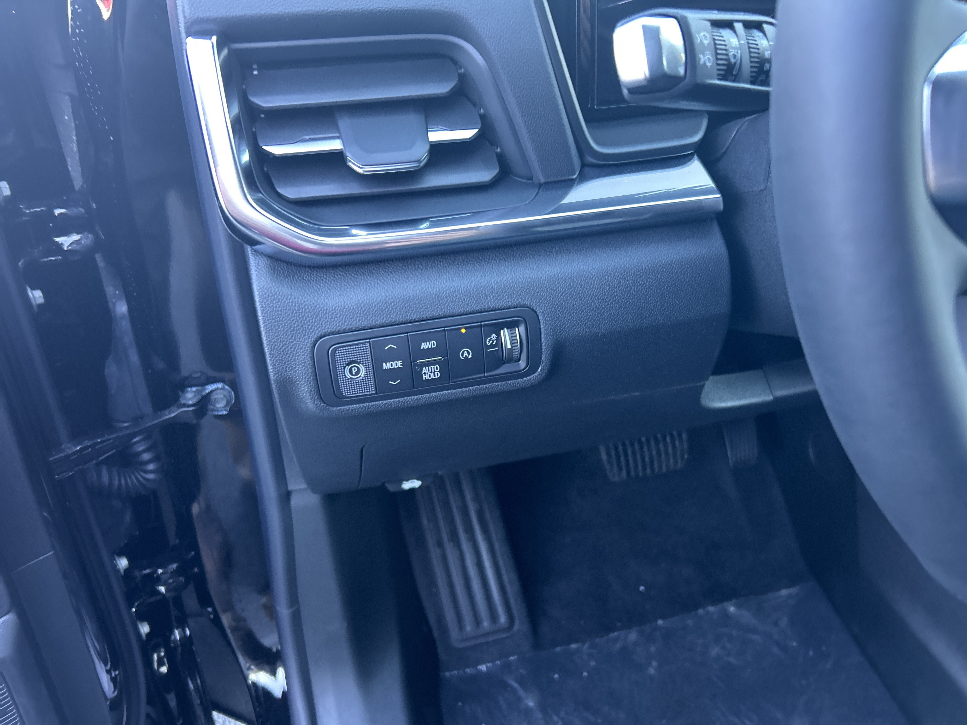 New 2027 GMC Terrain Denali w/ LPO, Floor Liner Package AWD/4WD image 23