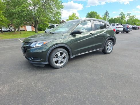 Used 2017 Honda HR-V EX-L image 3
