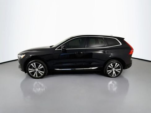 Used 2023 Volvo XC60 B5 Plus AWD/4WD image 2