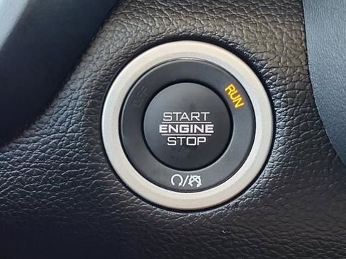 Used 2025 RAM 3500 Laramie image 28